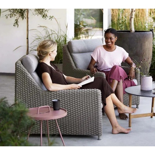 Diamond highback chair